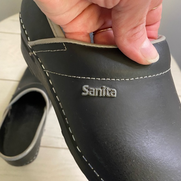 Sanita clogs black size 38(6/2-7) soft leather. - Picture 4 of 9